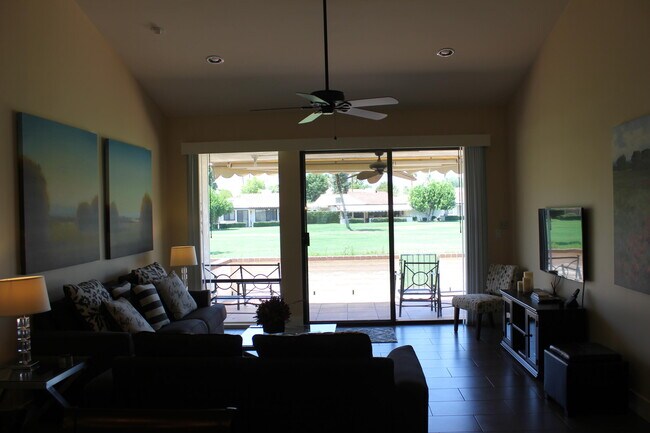 Building Photo - 36 El Toro Dr