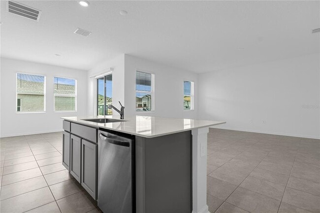 Building Photo - 1406 Brentwood Dr