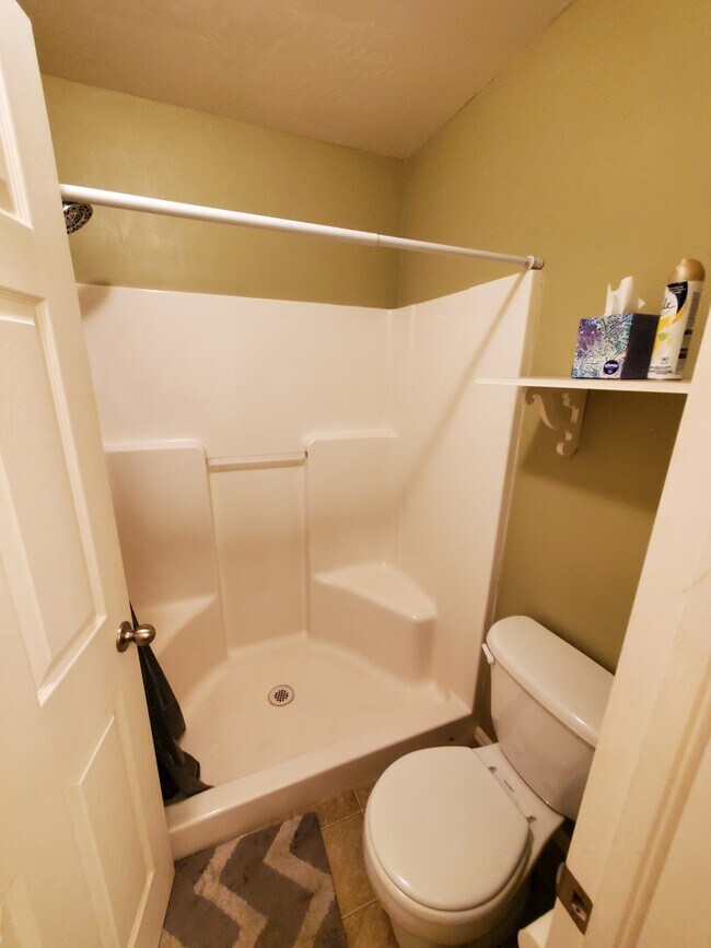 Building Photo - 2476 Orion Way