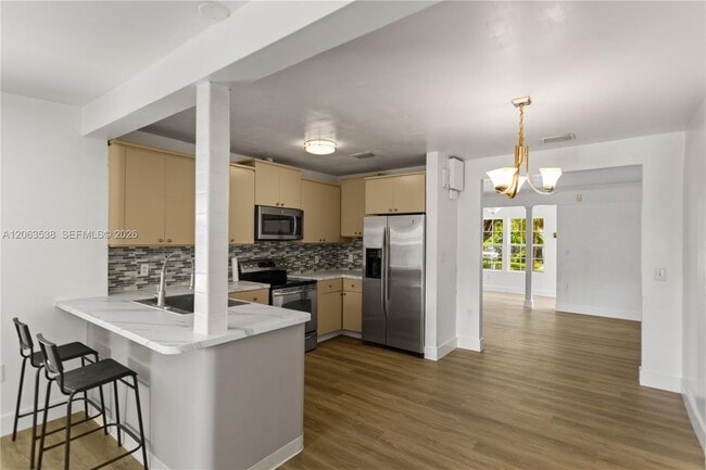 Building Photo - 511 NE 110th Terrace