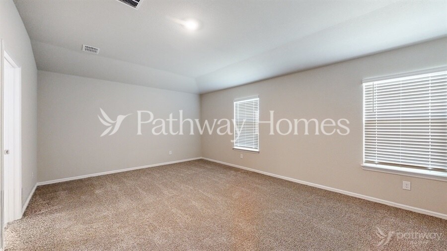 Building Photo - 1601 Garysburg Ct