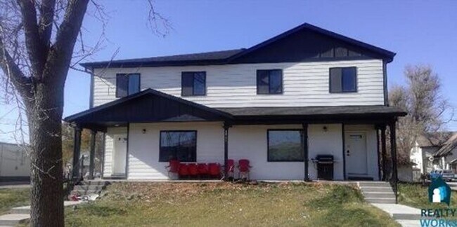 Primary Photo - 1405 N 15th St