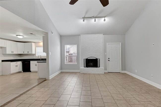 Building Photo - 16003 Birch Vale Dr