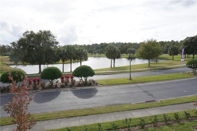 Building Photo - 1908 Greenbriar Ter