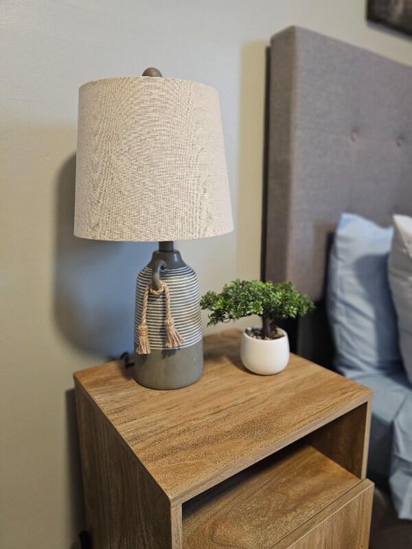 Building Photo - 1903 Bloom Ln