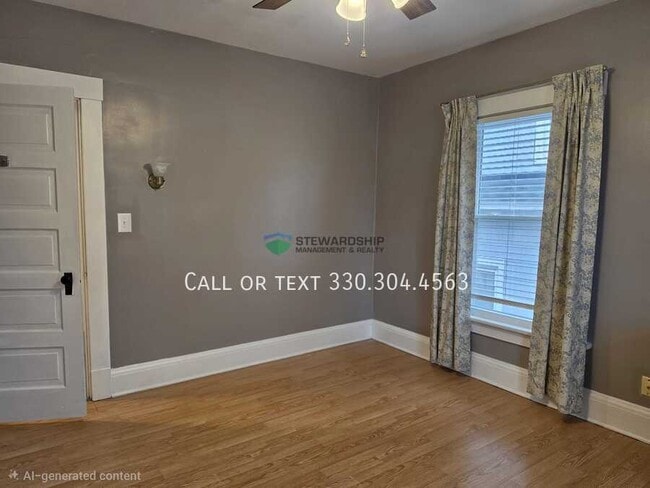 Building Photo - 213 Chestnut Ave NE