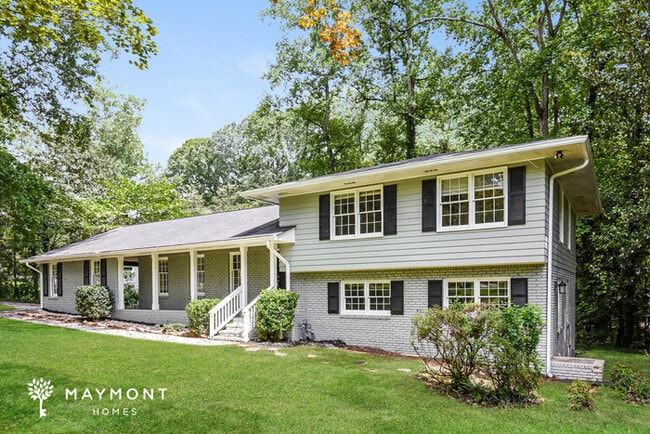 Building Photo - 2644 Club Valley Dr NE