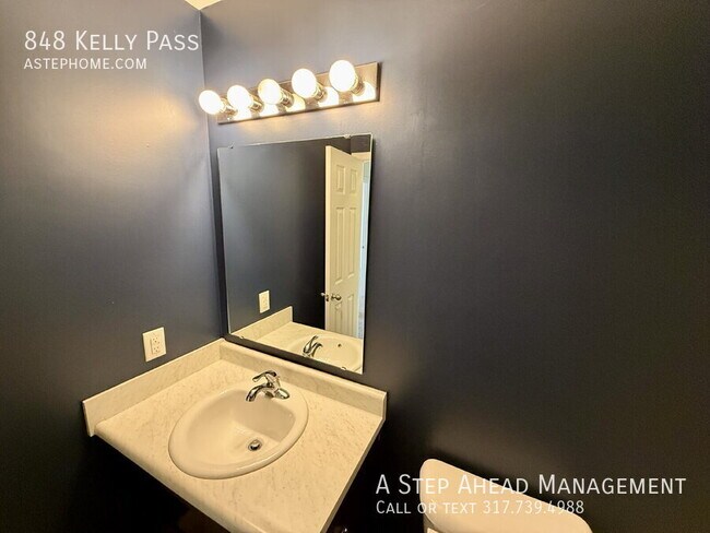 Building Photo - 848 Kelly Pass