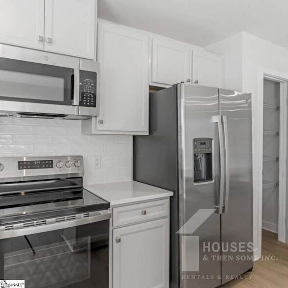 Building Photo - 1130 Bulrush Dr