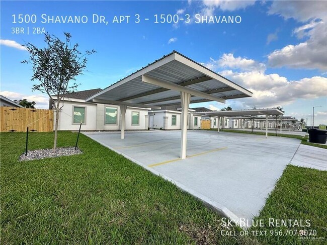 Building Photo - 1500 Shavano Dr