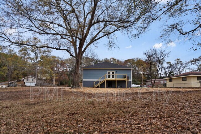 Building Photo - 1316 Gadd Rd