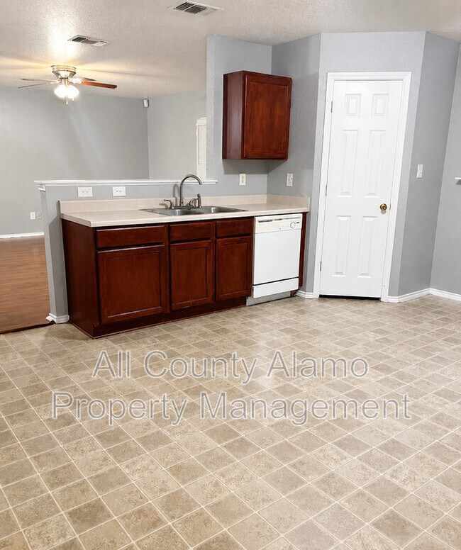 Building Photo - 9631 Sandflat Pass