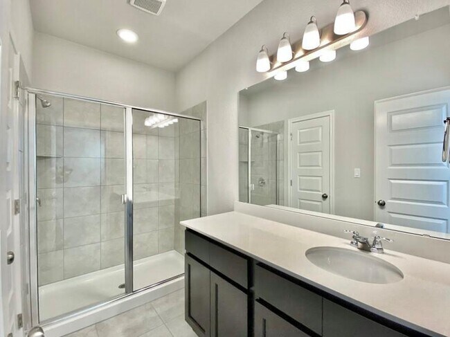 Building Photo - 2148 Pecan Island Dr