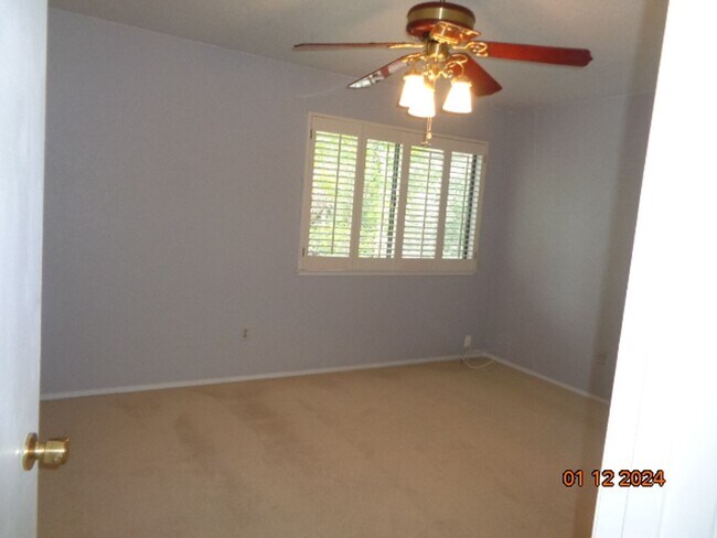 Building Photo - 1250 Redwood Ct