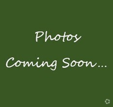 Building Photo - Spacious 2-Bedroom Duplex with Den & Fence...