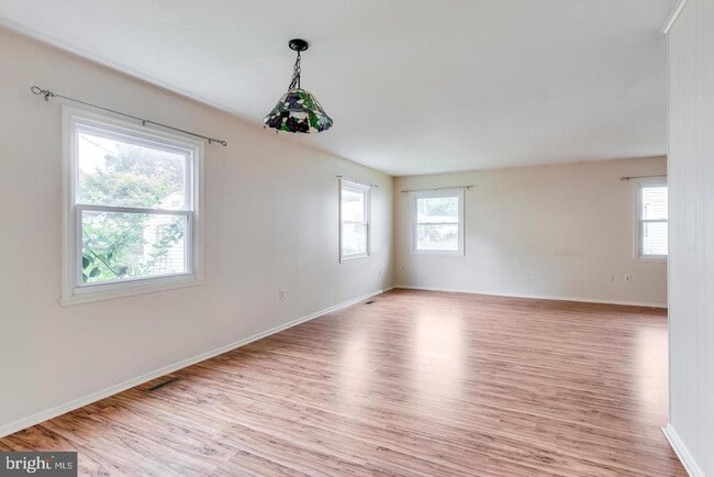 Building Photo - 12425 Stretton Ln