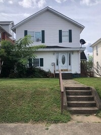 Building Photo - 2483 3rd Ave