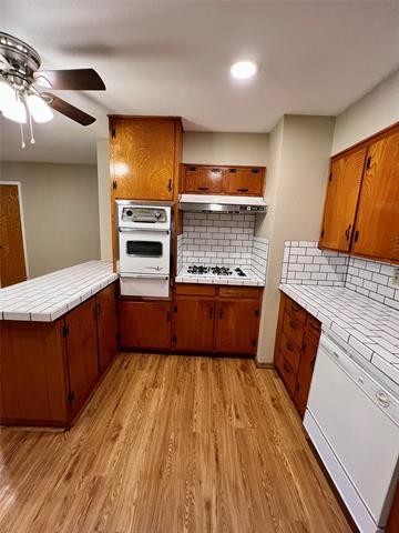 Building Photo - 610 S San Jose Dr