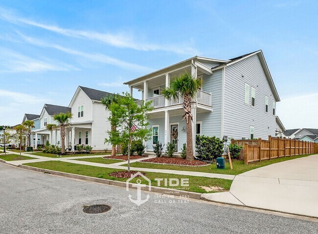 Building Photo - Private Retreat with Modern Upgrades