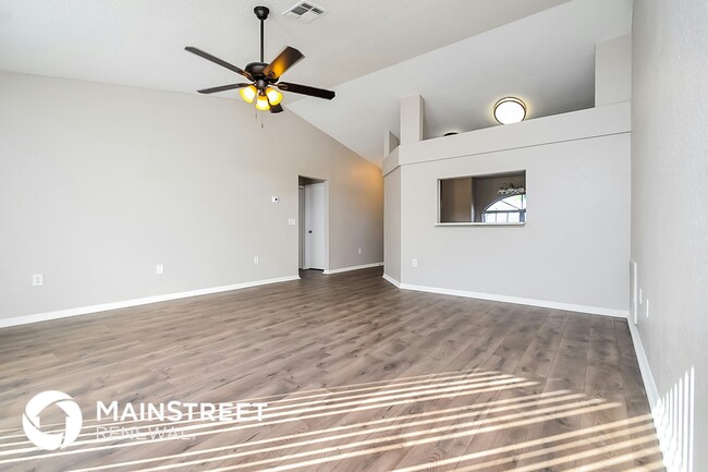Building Photo - 3702 Imperial Dr