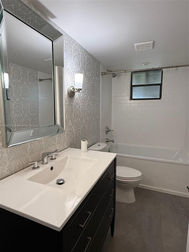 Building Photo - 7985 SW 86th St