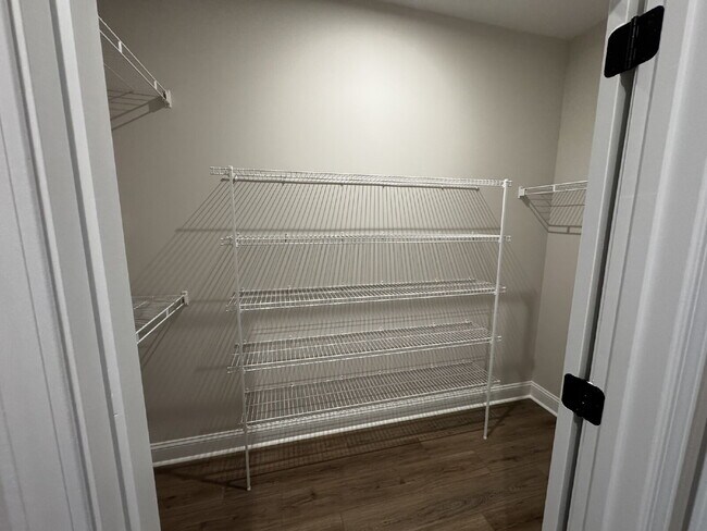 Building Photo - Home for Rent