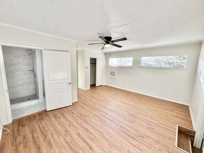 Building Photo - 3880 Spottswood Ave