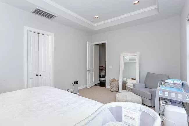 Building Photo - 5309 Blossom St