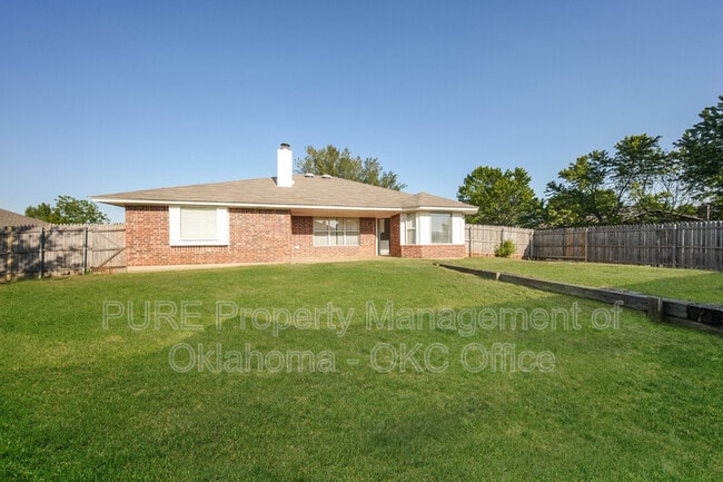 Building Photo - 400 Coalbrook Dr