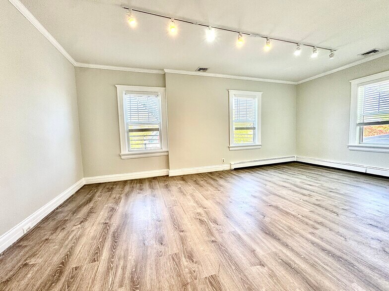 Building Photo - 50 Western Ave