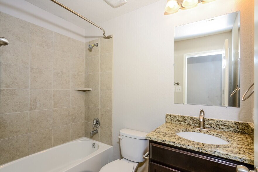 Building Photo - 14106 Cremello Falls