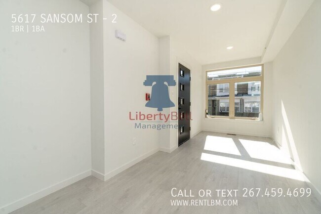 Building Photo - 5617 Sansom St