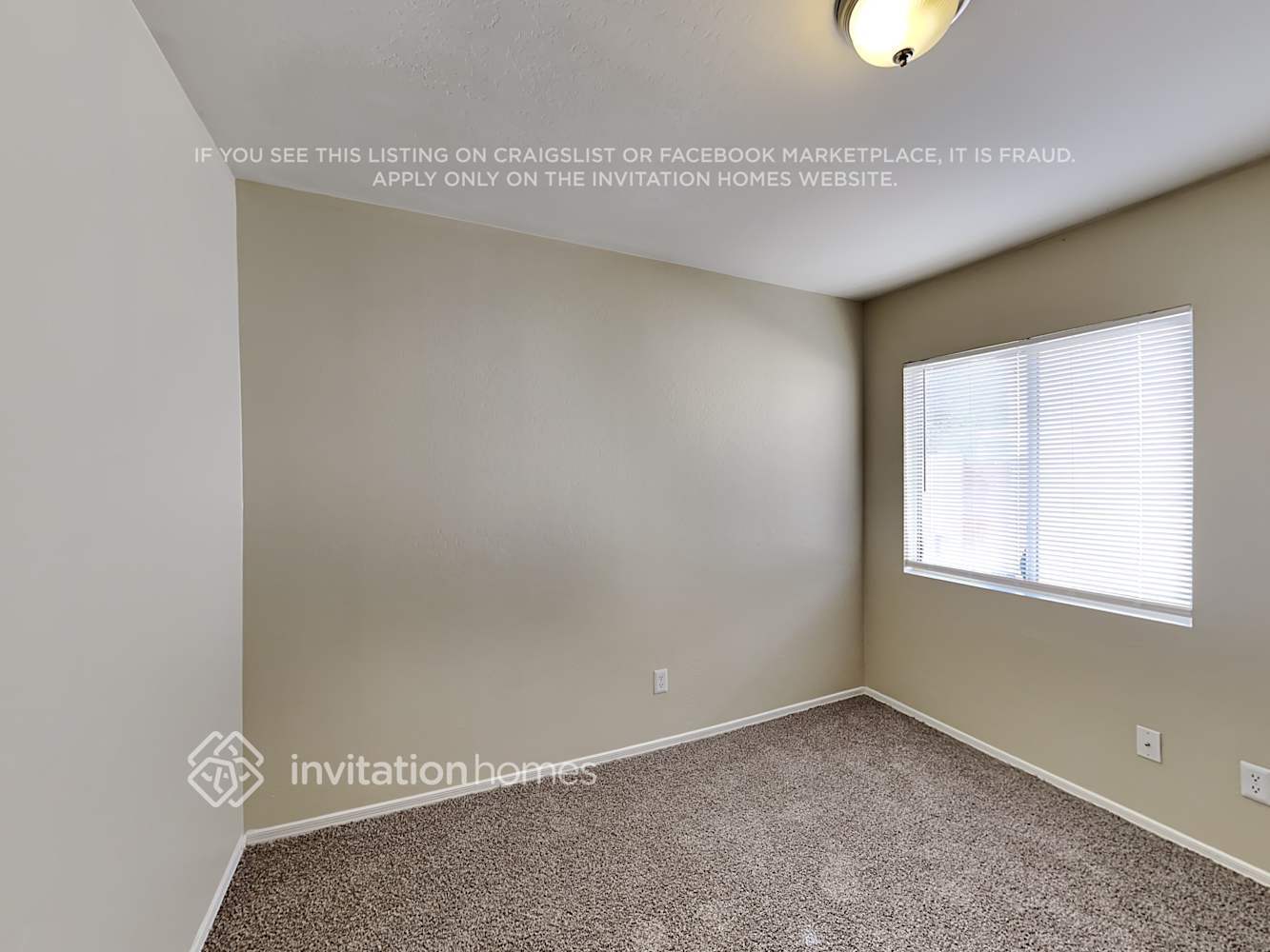 Building Photo - 12854 W Cherry Hills Dr