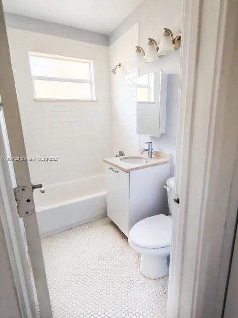 Building Photo - 8000 NE Bayshore Ct