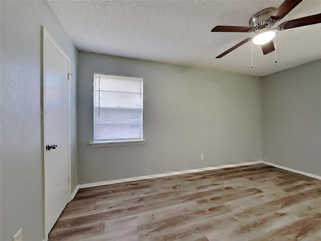 Building Photo - 1525 Gardenside Dr