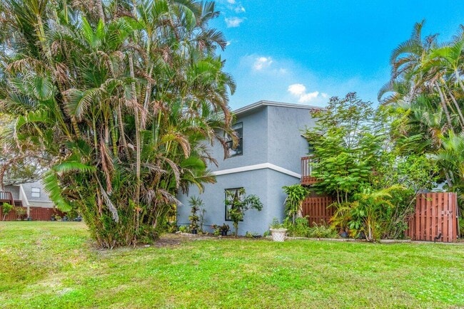 Building Photo - 16 Crossings Cir