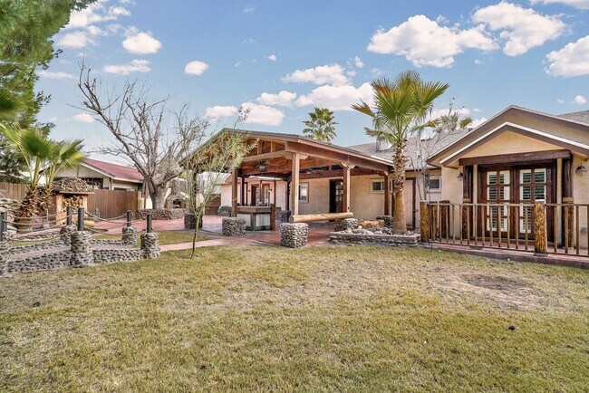 Building Photo - Upper Valley 3 Bedroom 2 Bath