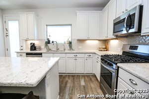 Building Photo - 2046 Egret Ave
