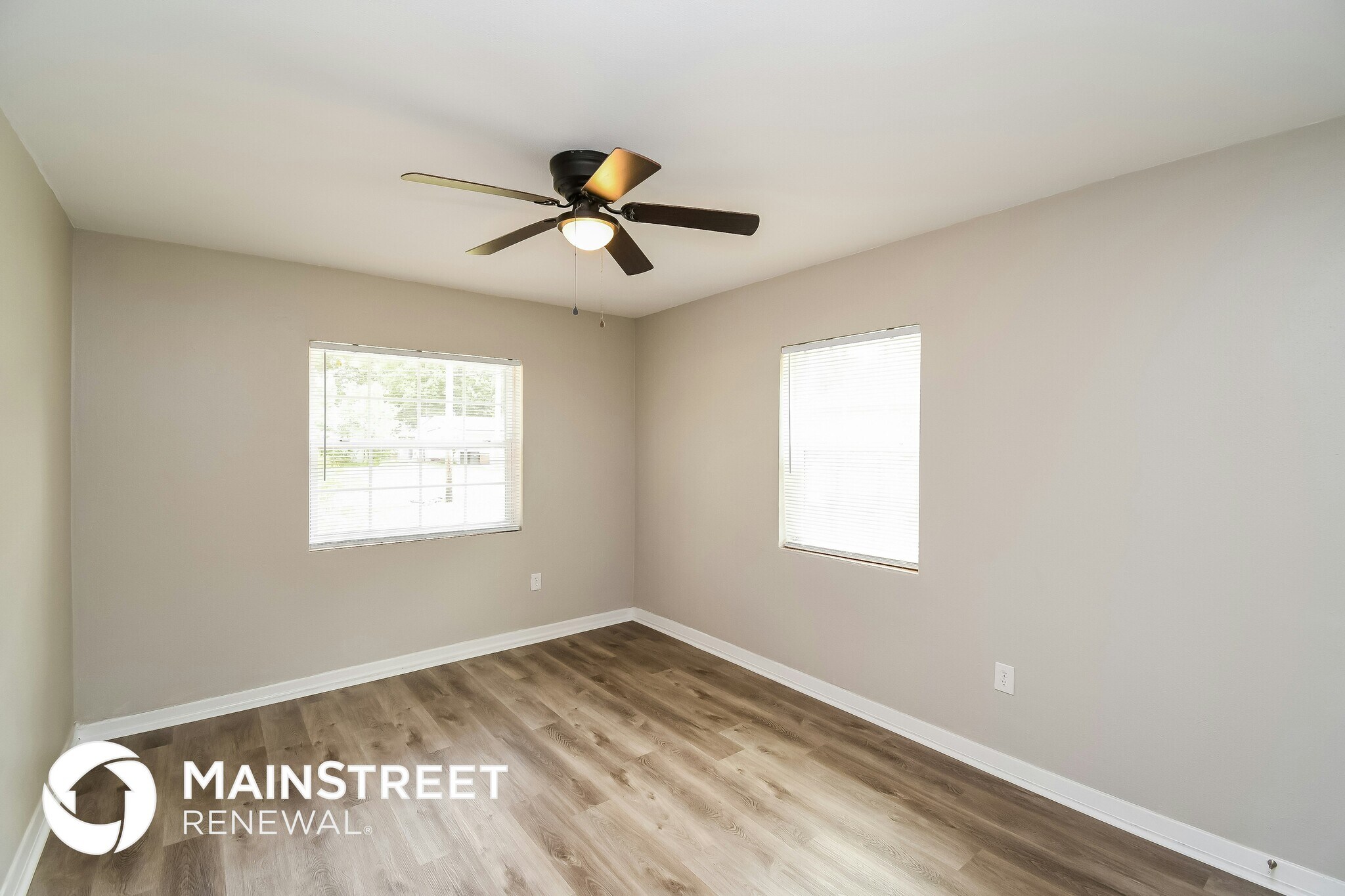 Building Photo - 4733 Irvington Ave