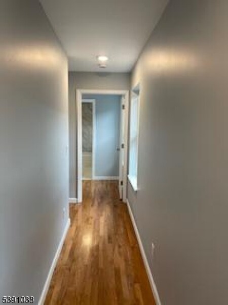 Building Photo - 595 597s18th