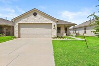 Building Photo - 363 Cumberland Forest Dr