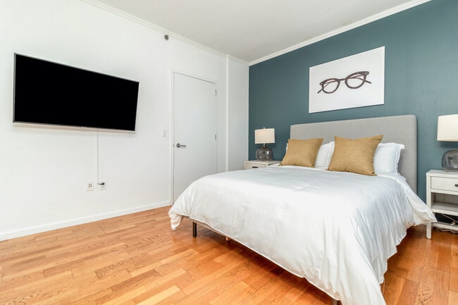 Primary Photo - 1231 NE Martin Luther King Jr Blvd