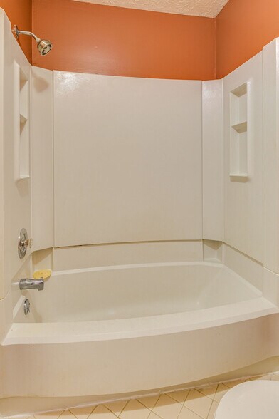 Building Photo - 802 Rachels Vw