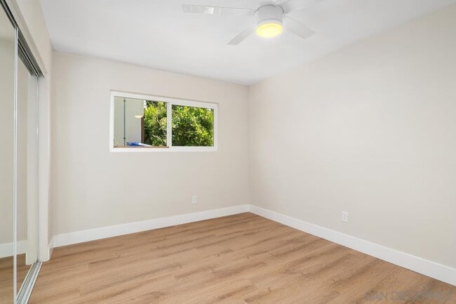 Building Photo - 5051 Lenore Dr