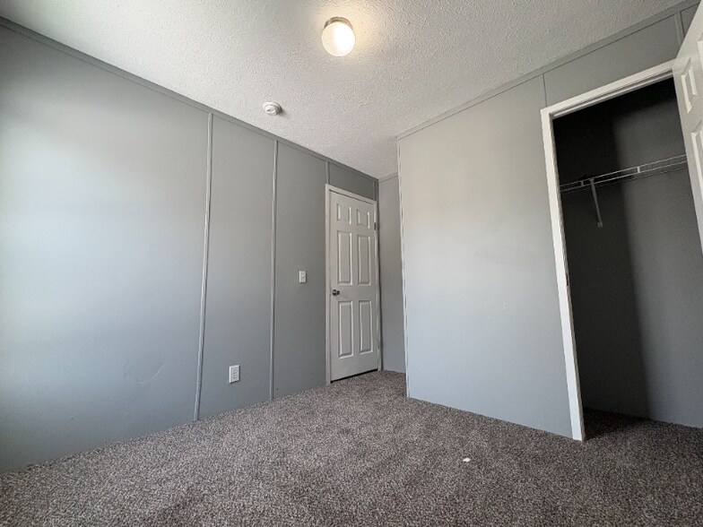 Building Photo - 140 Humphrey Dr