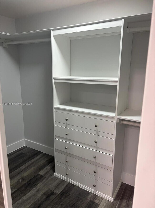 Building Photo - 10225 NW 57th Terrace