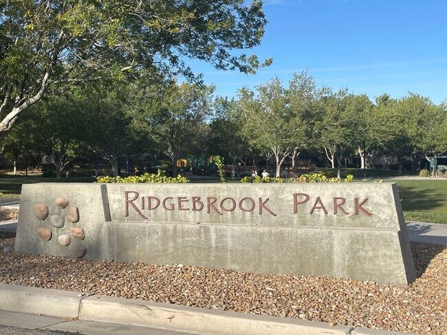 Building Photo - 3702 Fading Sun St