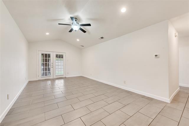 Building Photo - 2121 Austin Dr