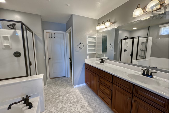 Building Photo - 3Bed/2.5Bath Three-Story Townhouse in Vistancia! Ready for Immediate Move-In! – 2 CAR GARAGE!