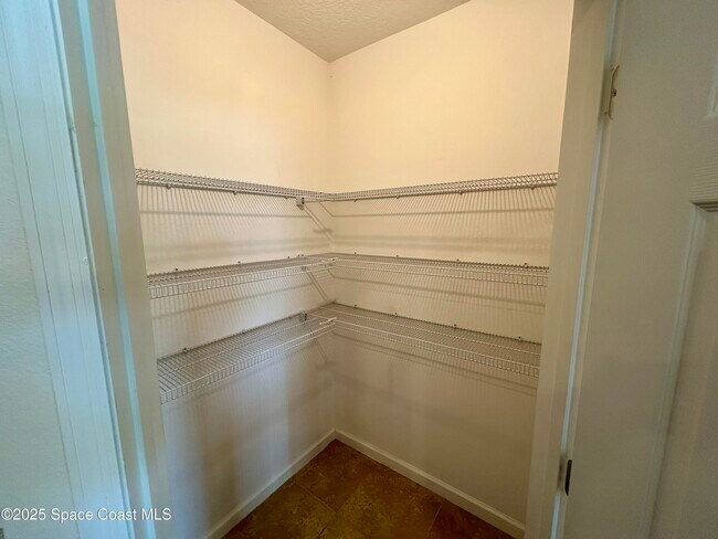 Building Photo - 134 Lure Ct SW